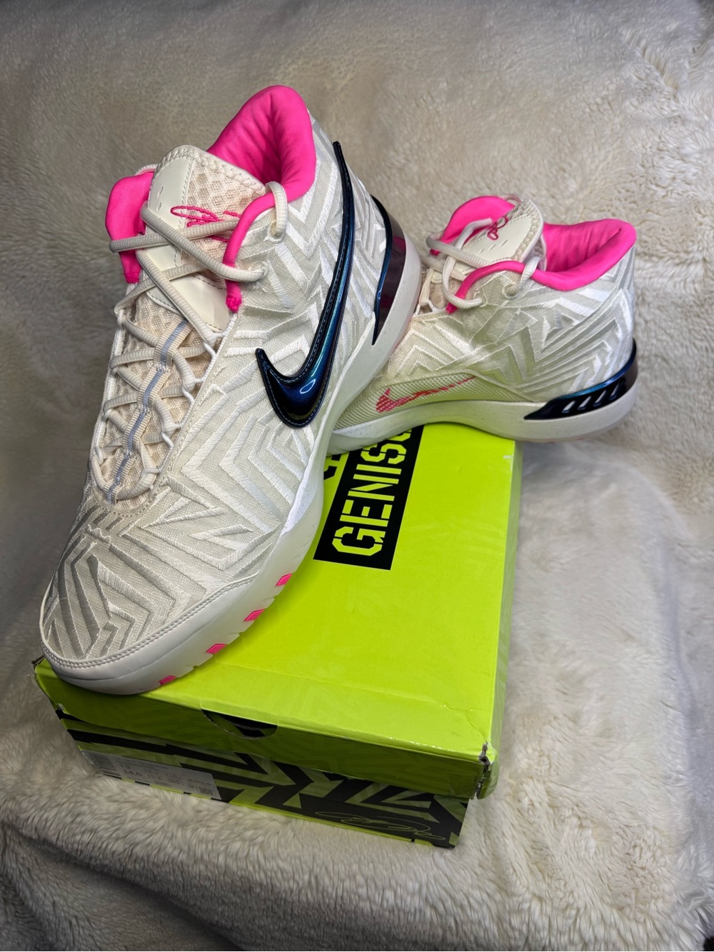 New in Box 👓 Men’s Nike NXXT GENISUS QS #Lebron